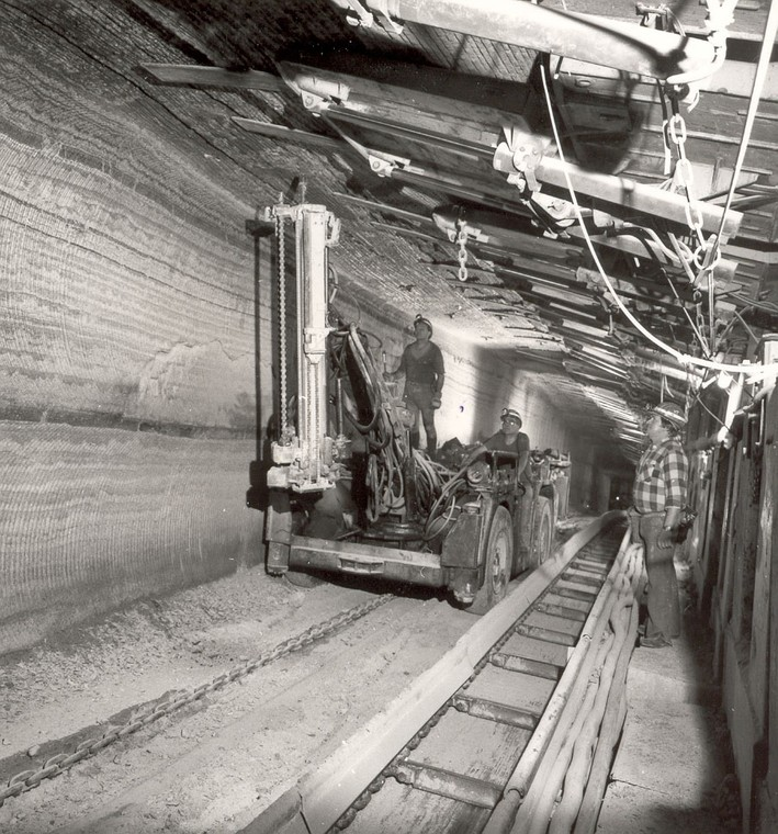 L’un des métiers de la mine : boulonneur